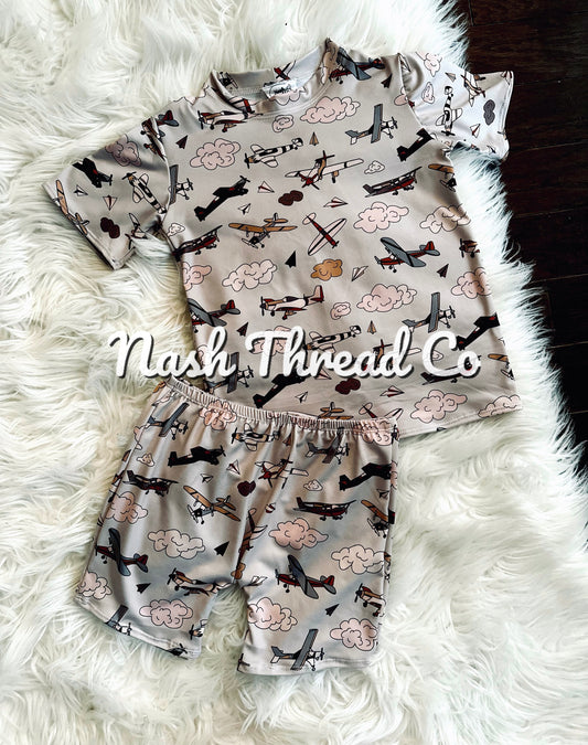 Up, up & away short set