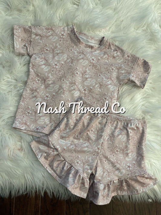 Blush ruffle shorts set